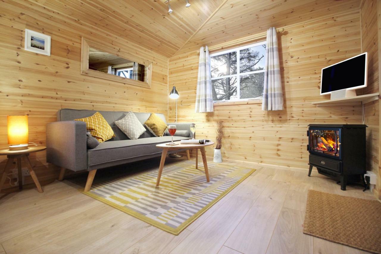 Scandi Cabin On A Hill, With Stunning Panoramic Views Ludgvan Dış mekan fotoğraf
